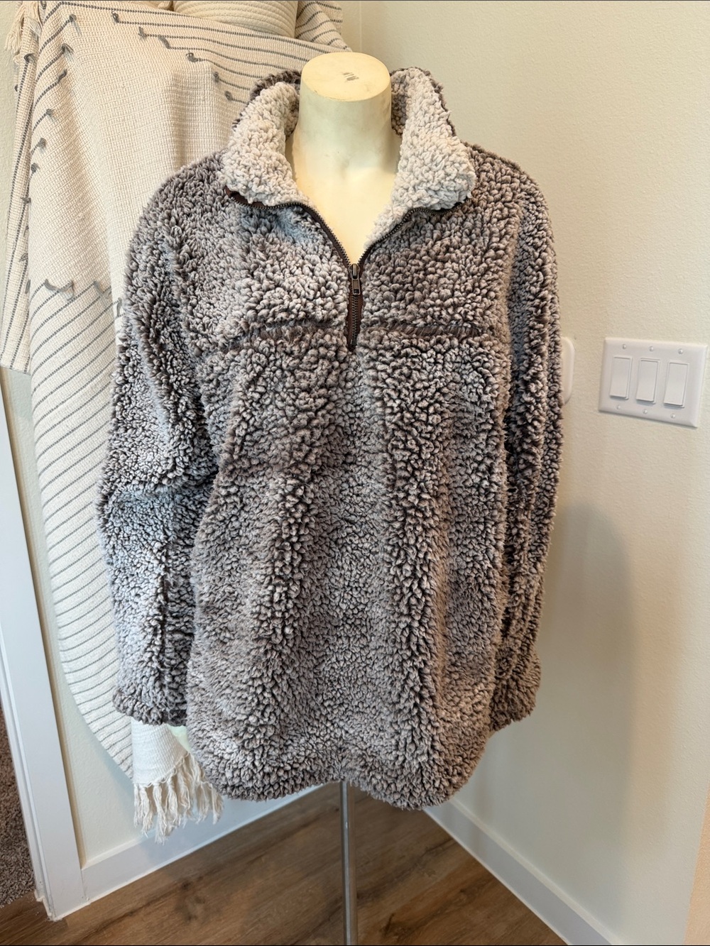 Alter’d State Cozy Sherpa Quarter-Zip Pullover Jacket - brown